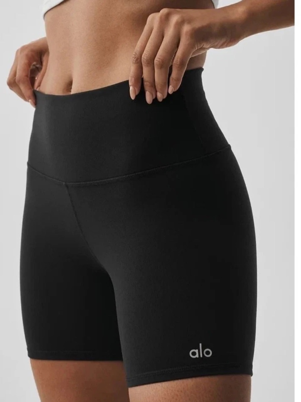 ALO Yoga Airbrush Biker Shorts XS High Waist 6" Black Pilates Gym Yoga B14